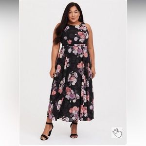 Torrid Size 18 Floral Maxi Dress